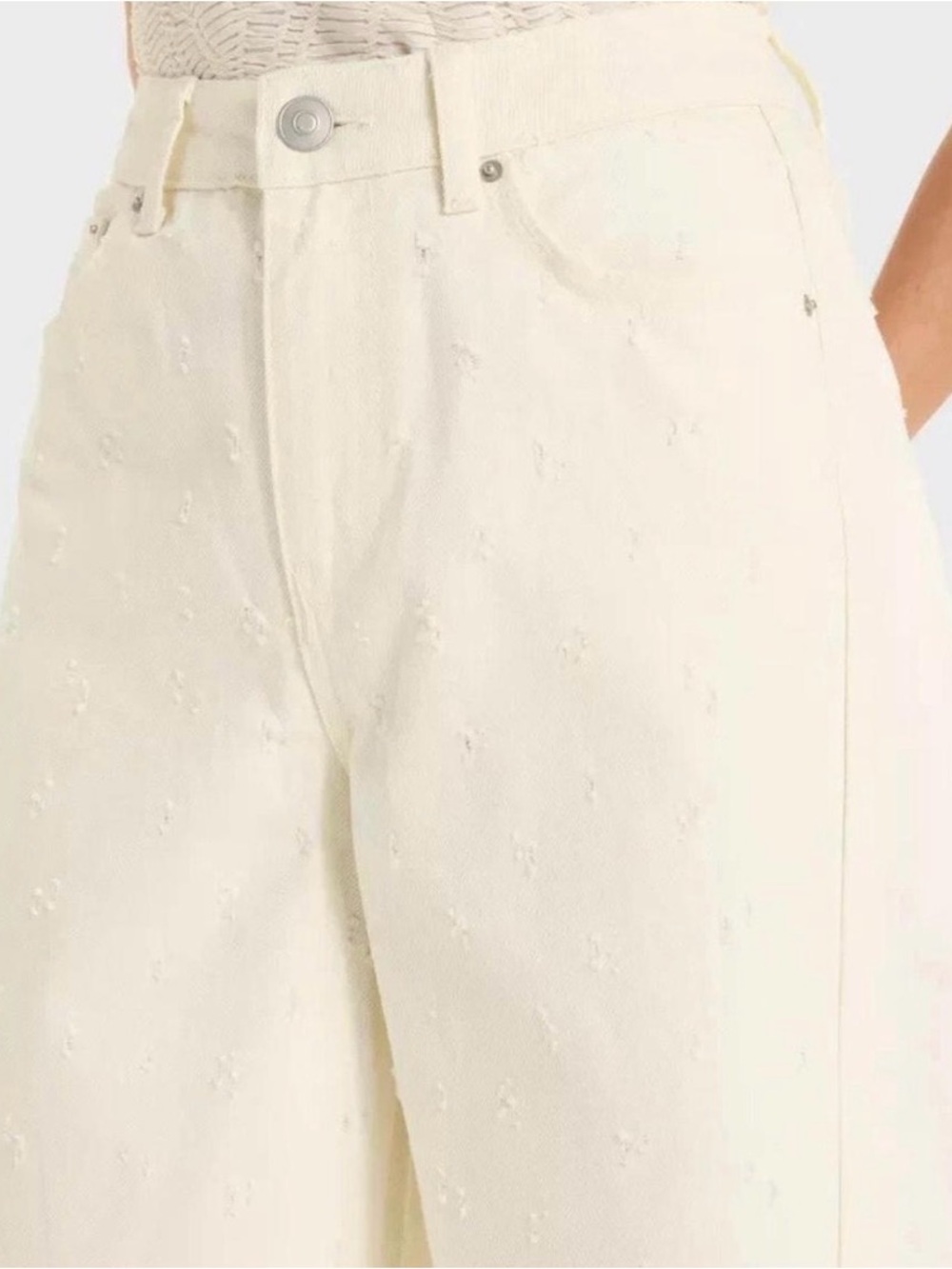 P116 NWT Future Collective Wide Leg Mud Rise Swiss Dot Jean - Size: 18